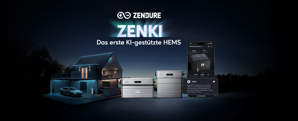 Zendure SolarFlow Speichersysteme mit ZENKI, dem KI-gestützten Energiemanagement, vor einem Haus mit Photovoltaikanlage